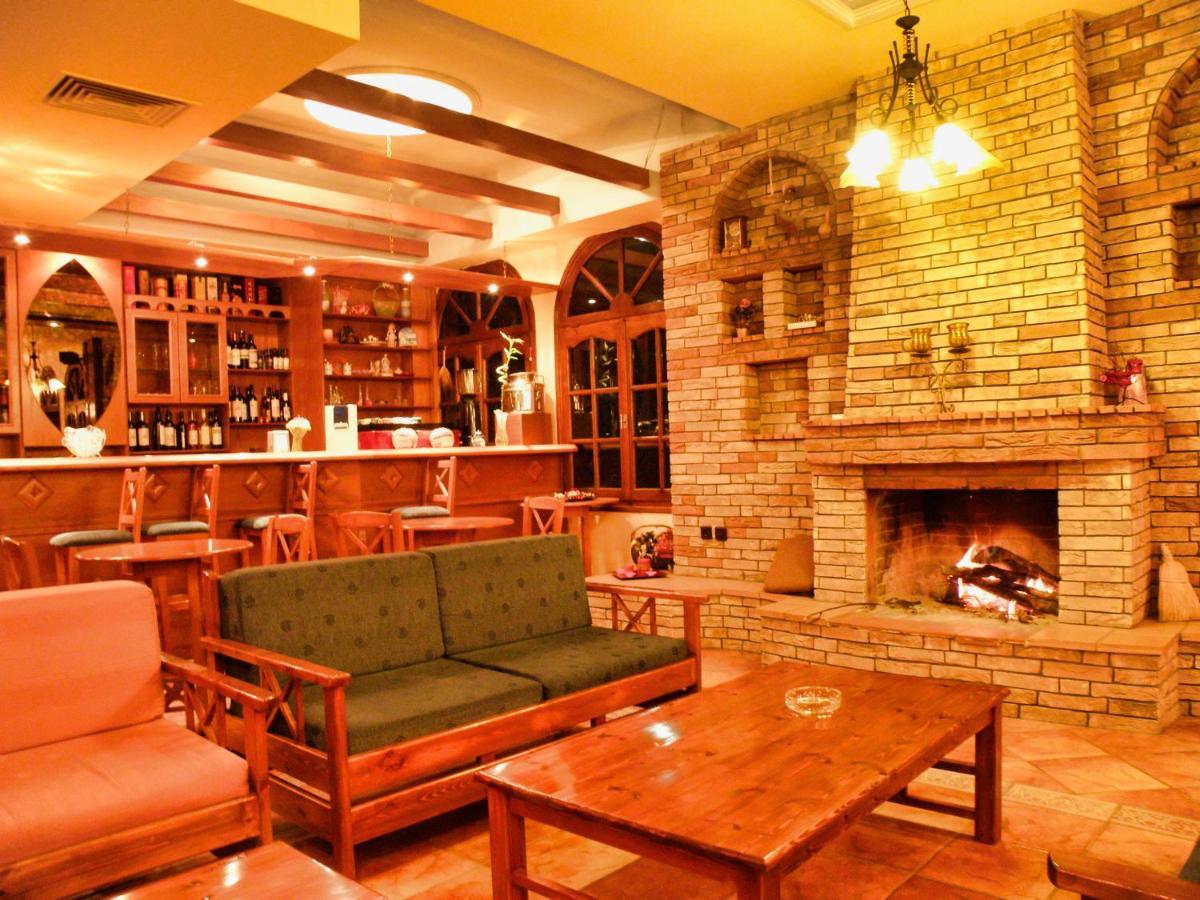 Spartacus House מלון