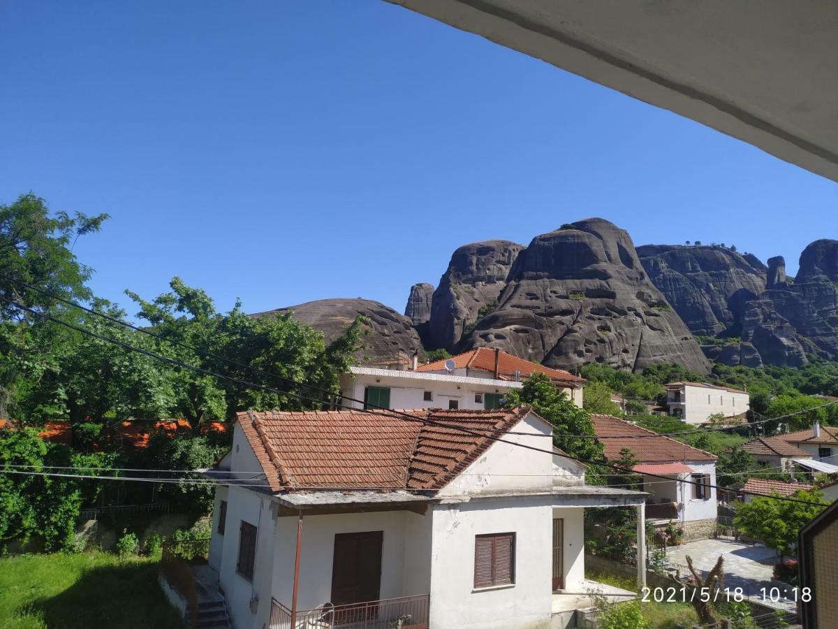 Spartacus House מלון 3*
