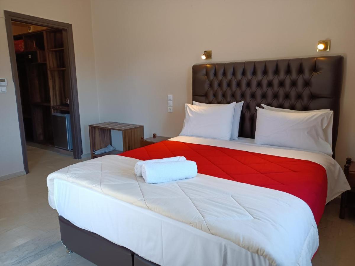 Spartacus House Hotel 3*