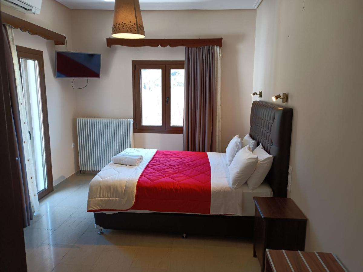 Spartacus House Hotel 3*