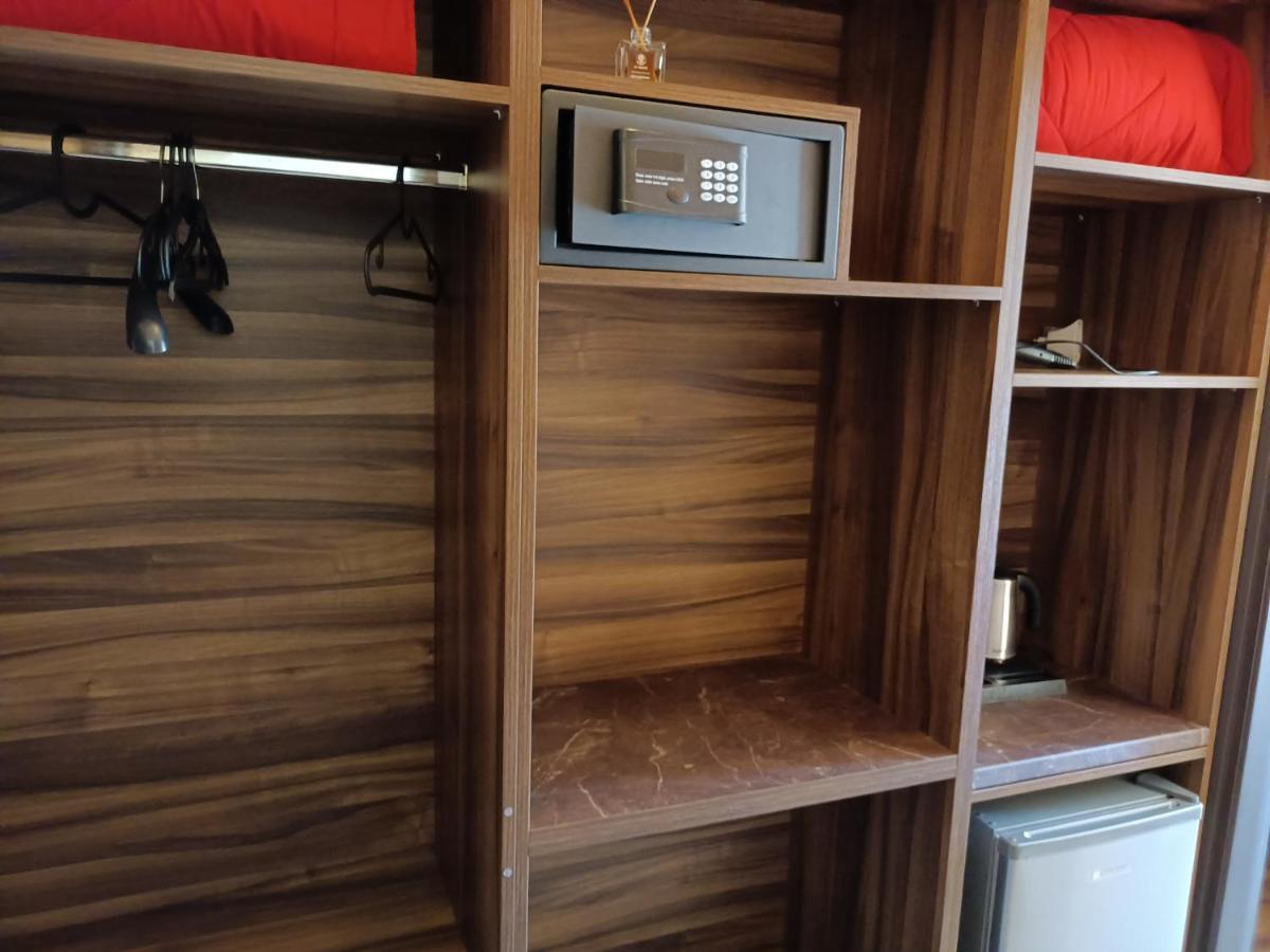 Spartacus House מלון קאלאבאקה