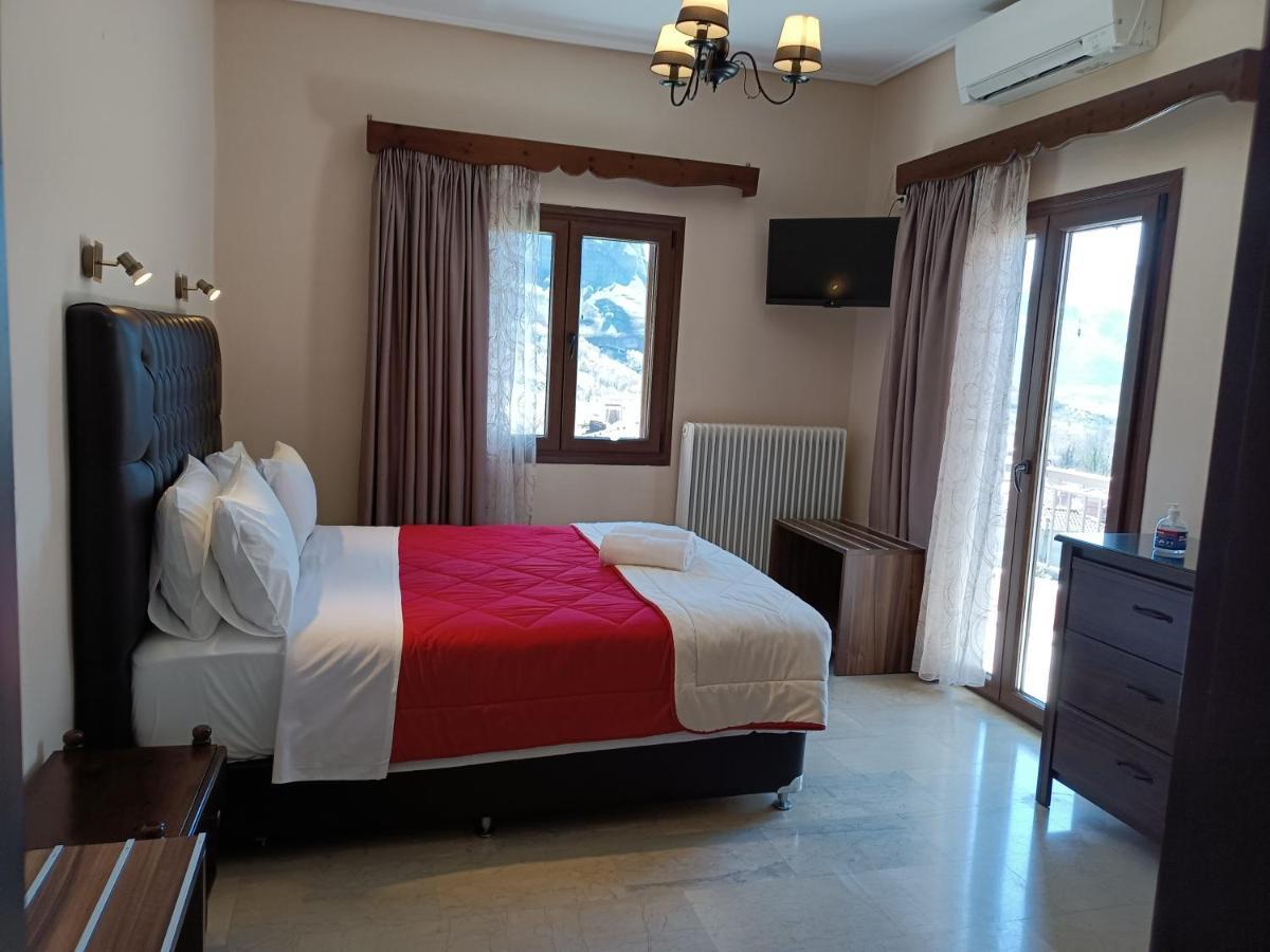 Spartacus House 3*