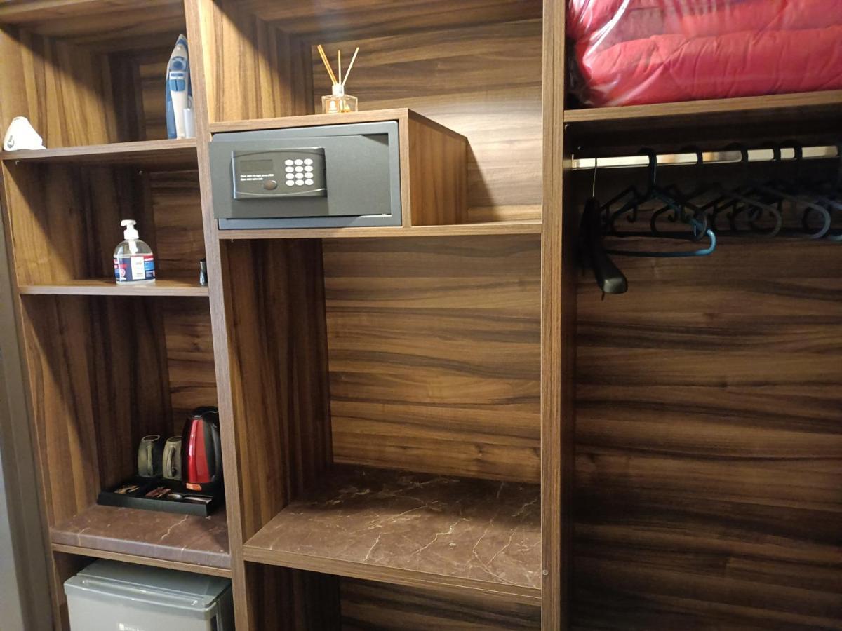 Hotel Spartacus House 3*